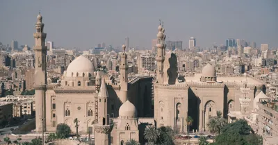 Le Caire